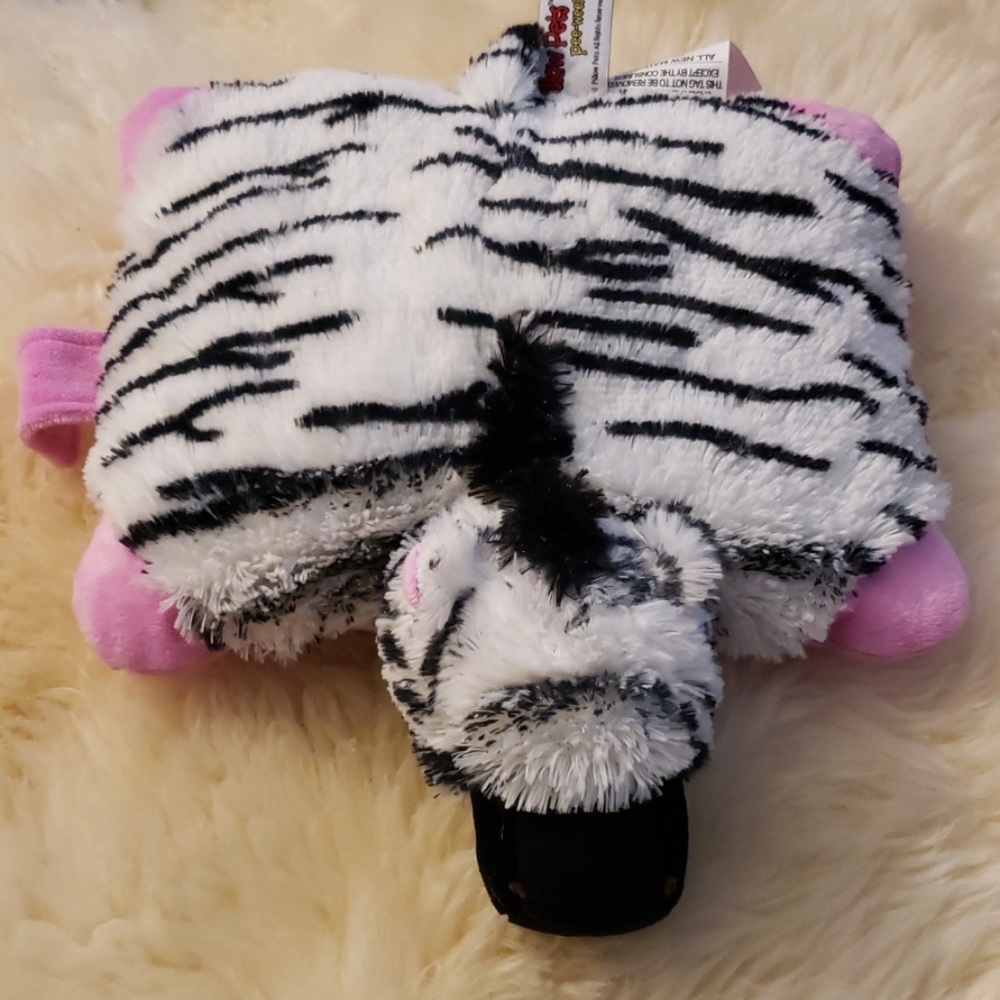 Zebra pillow pet